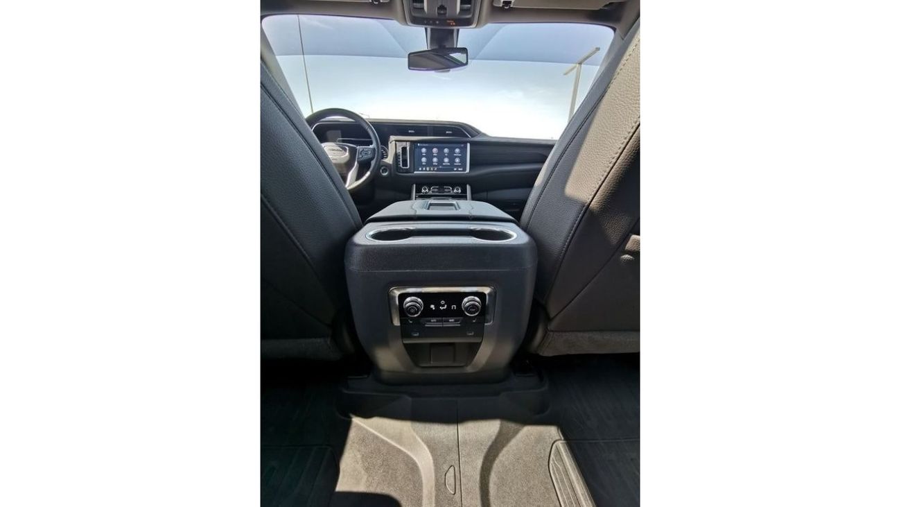 GMC Yukon GMC Denali - 2021 - White