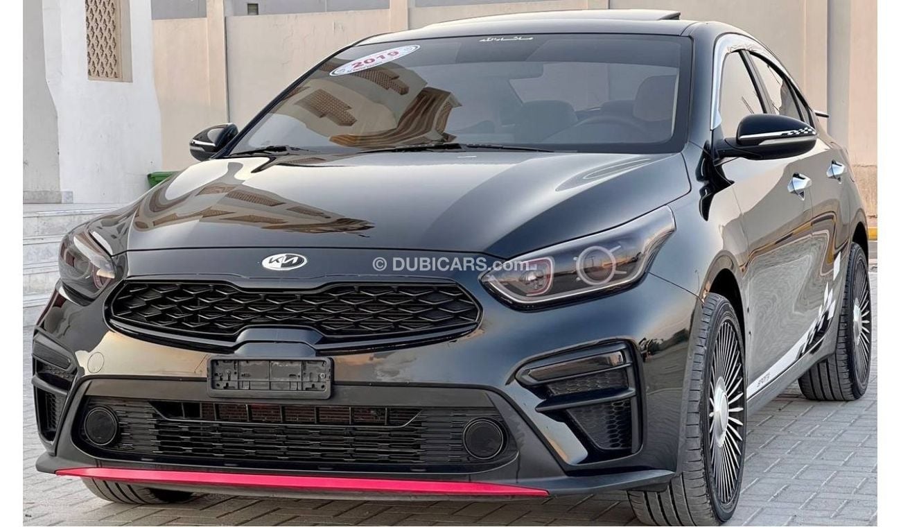 كيا سيراتو MPI توب كيا سيراتو 2019 خليجي بحالة ممتازة فل اوبشن بدون حوادث