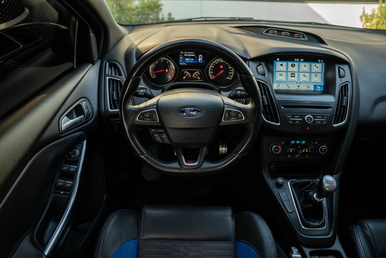 فورد فوكاس ST 2.0L