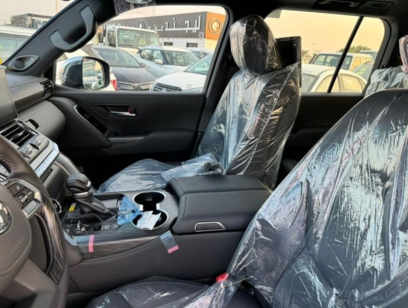 تويوتا لاند كروزر 2026 TOYOTA LAND CRUISER 3500cc VXR Twin Turbo FULL OPTION Petrol Automatic Zero KM