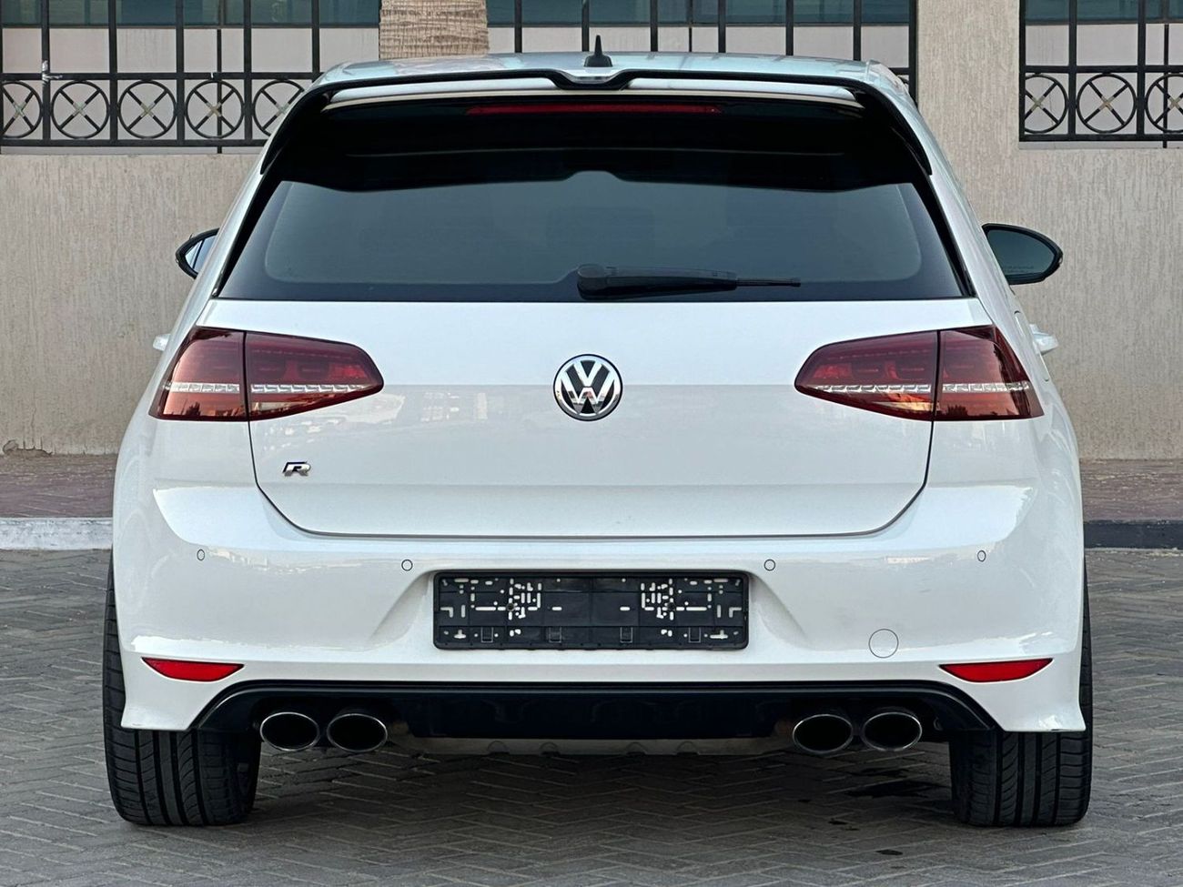 فولكس واجن جولف بلاس