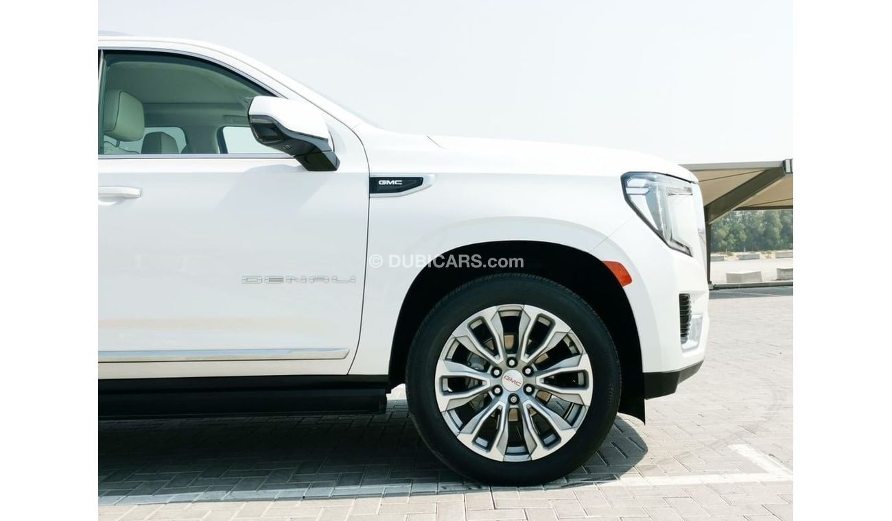 GMC Yukon GMC Denali - 2021 - White