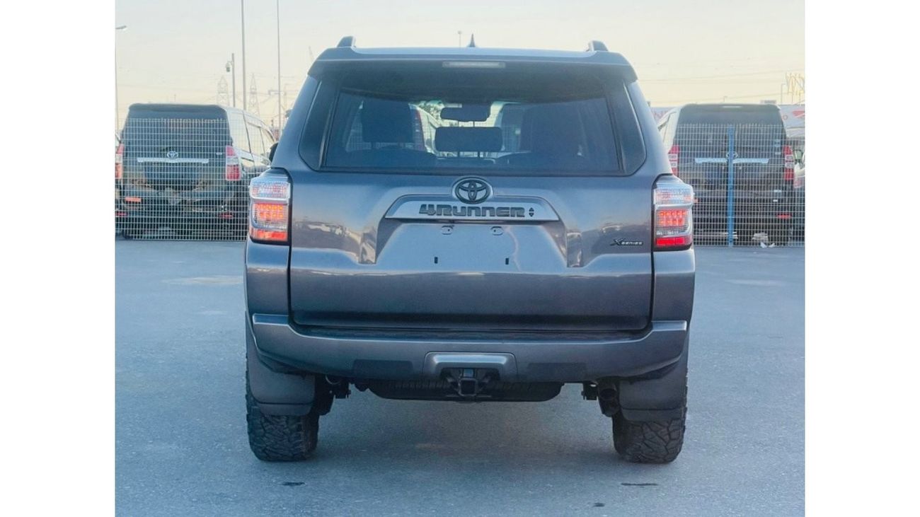 تويوتا Runner4 4x4 push start sunroof