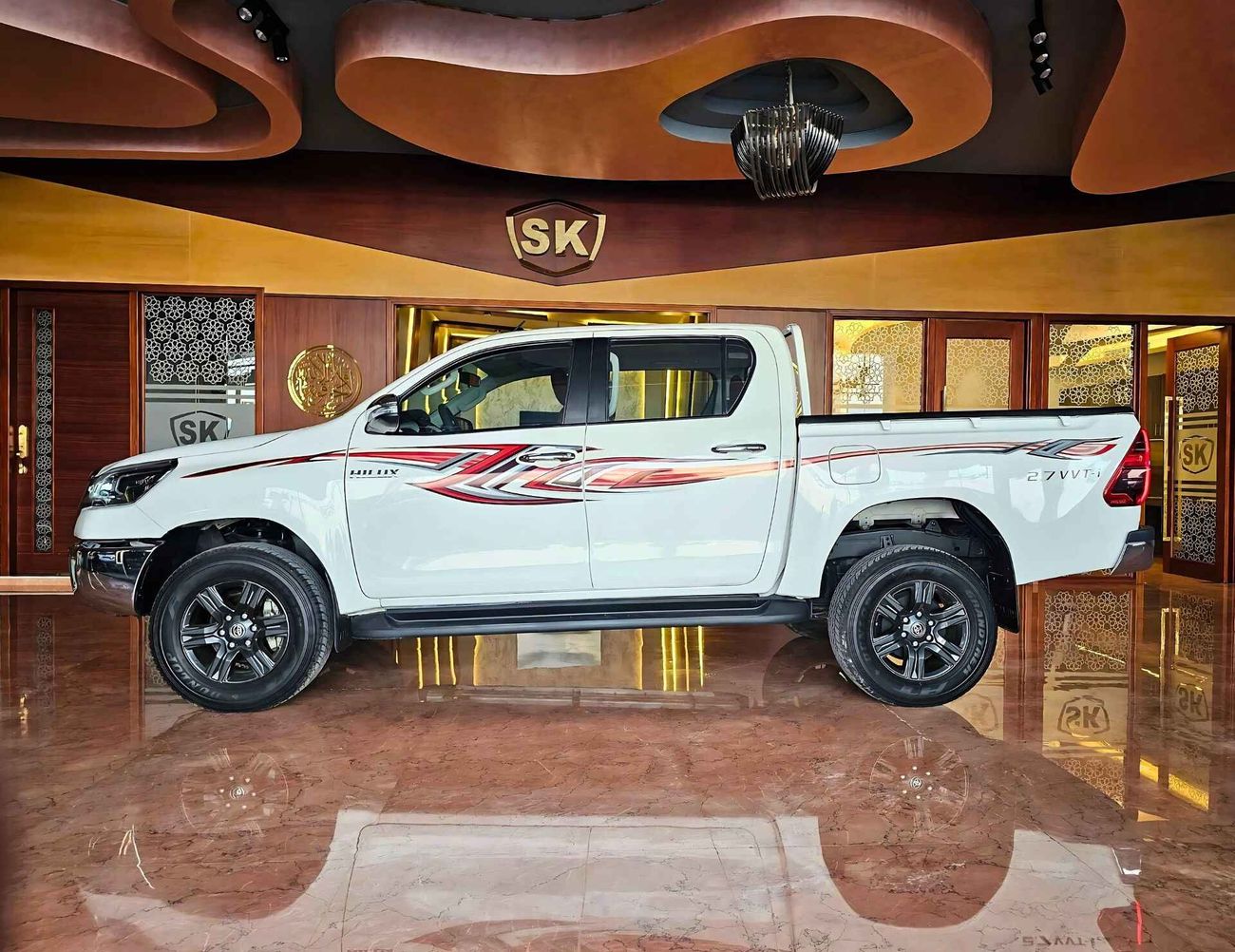 تويوتا هيلوكس SR5 /WIDE BODY/ PETROL A/T / 2.7L V4 4WD / ONLY FOR EXPORT /LOT#49663