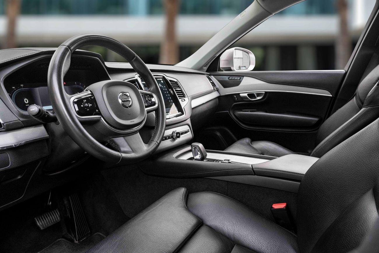 Volvo XC90 XC90 B5 Plus Bright | 2,860 P.M | 0% Downpayment | Warranty 2028!