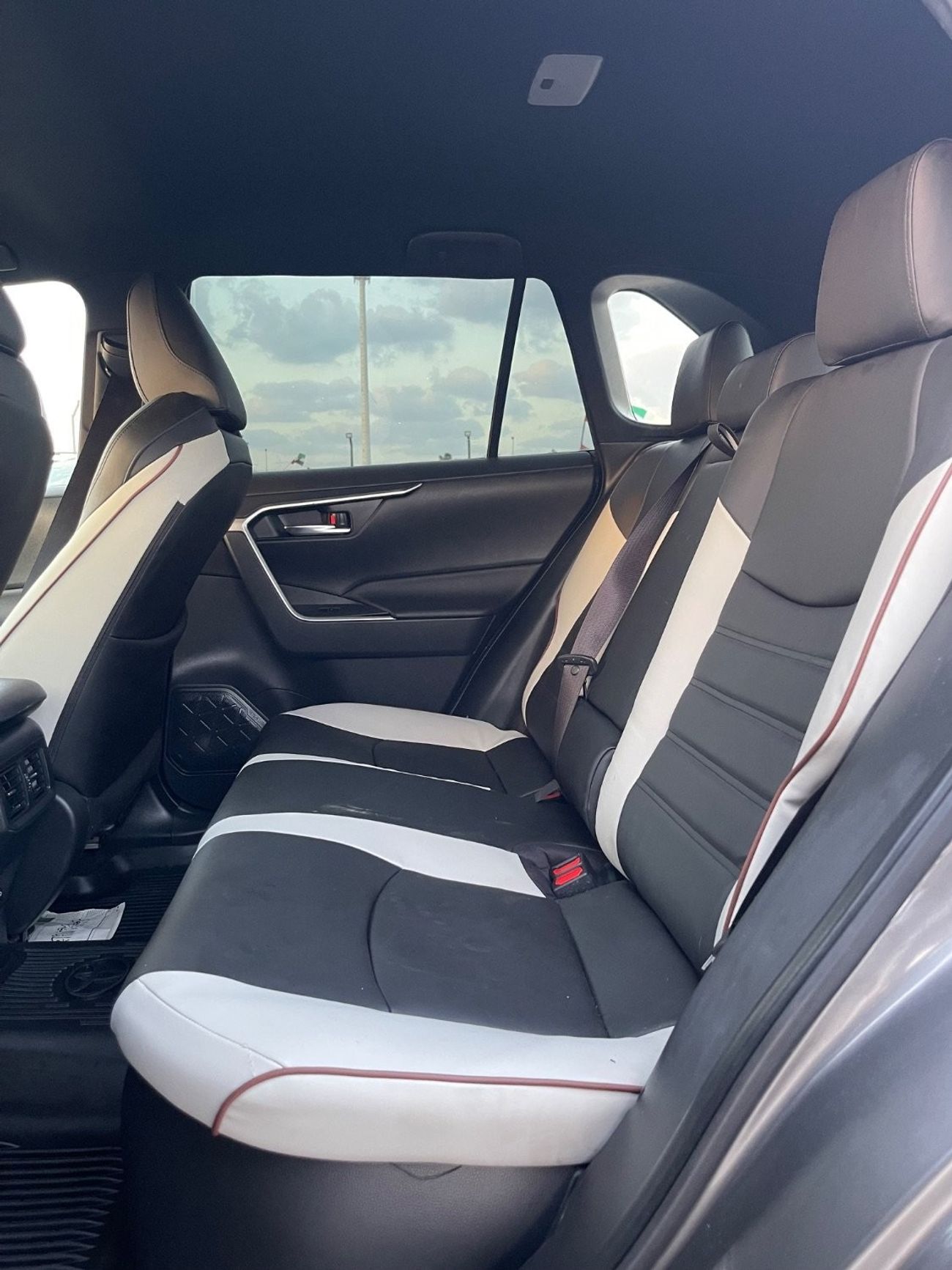 تويوتا راف ٤ 2023 TOYOTA RAV4 SE HYBRID 4x4 IMPORTED FROM USA