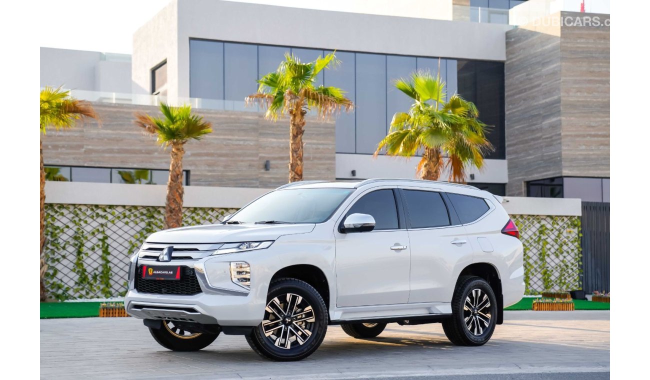 ميتسوبيشي مونتيرو Sport GLS Premium  | 2,330 P.M | 0% Downpayment | Full Option | Agency Warranty Until 2025