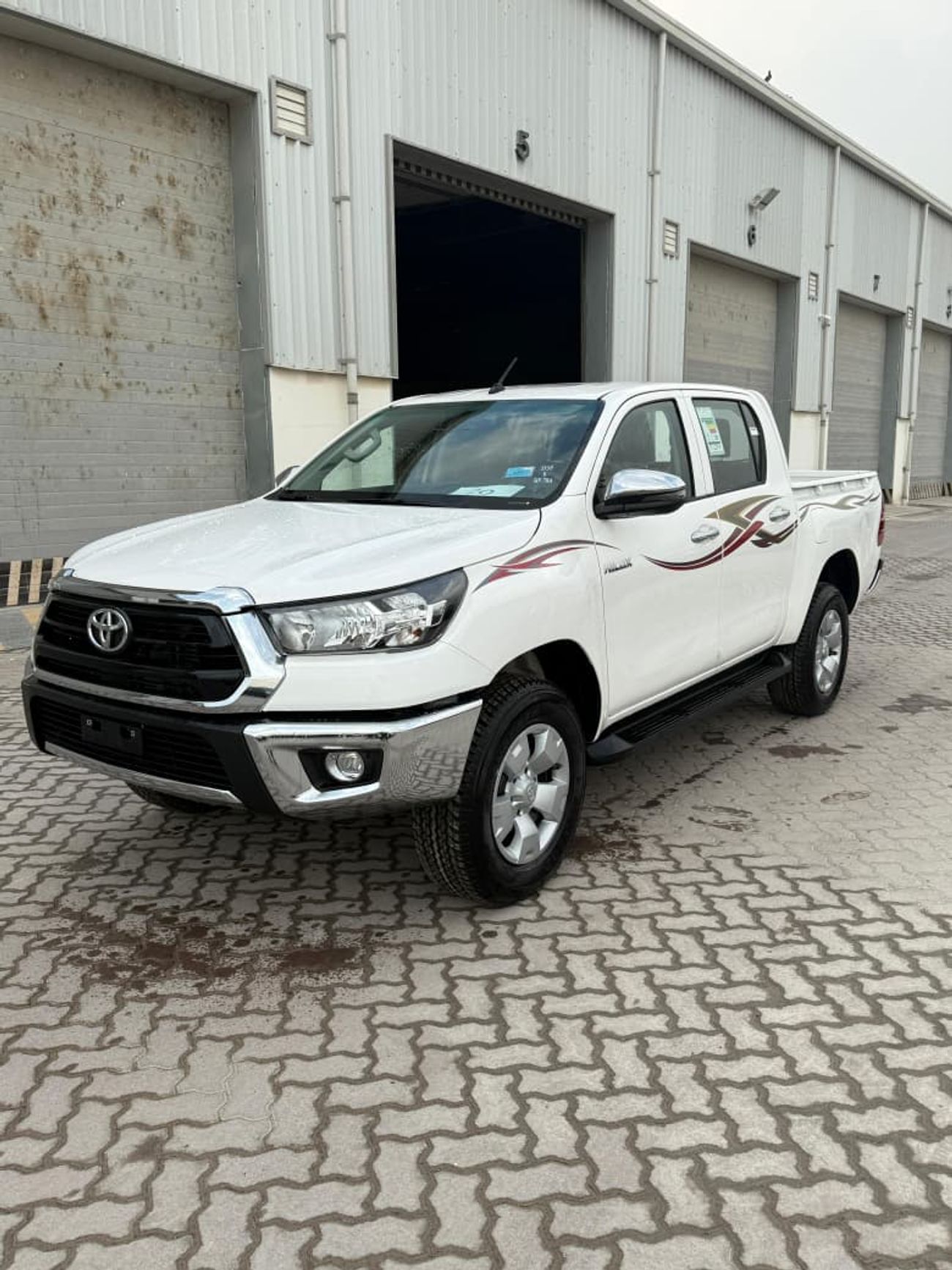 Toyota Hilux 2026 Toyota Hilux Double Cable GLX (Mid-Option) 2.4L 4-Cyl Turbo Diesel A/T 4x4 Export Only