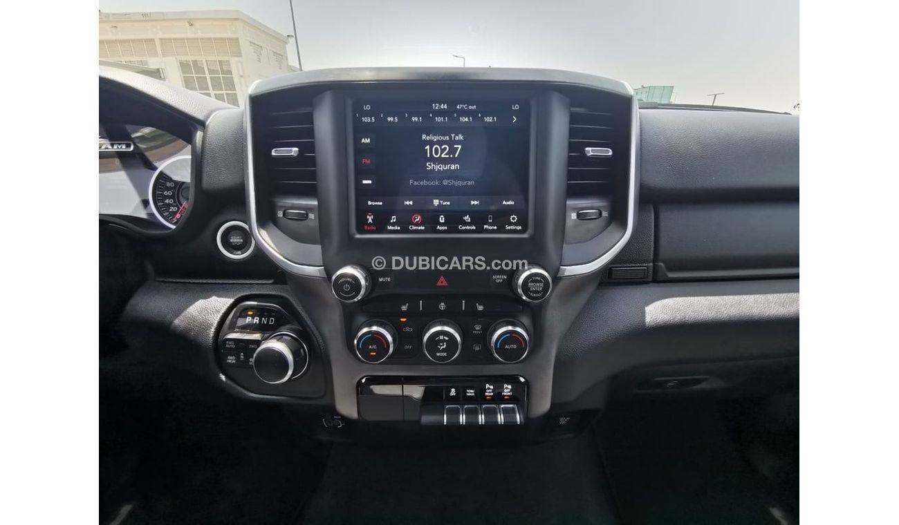 RAM 1500 Dodge RAM Bighorn - 2021 - Grey
