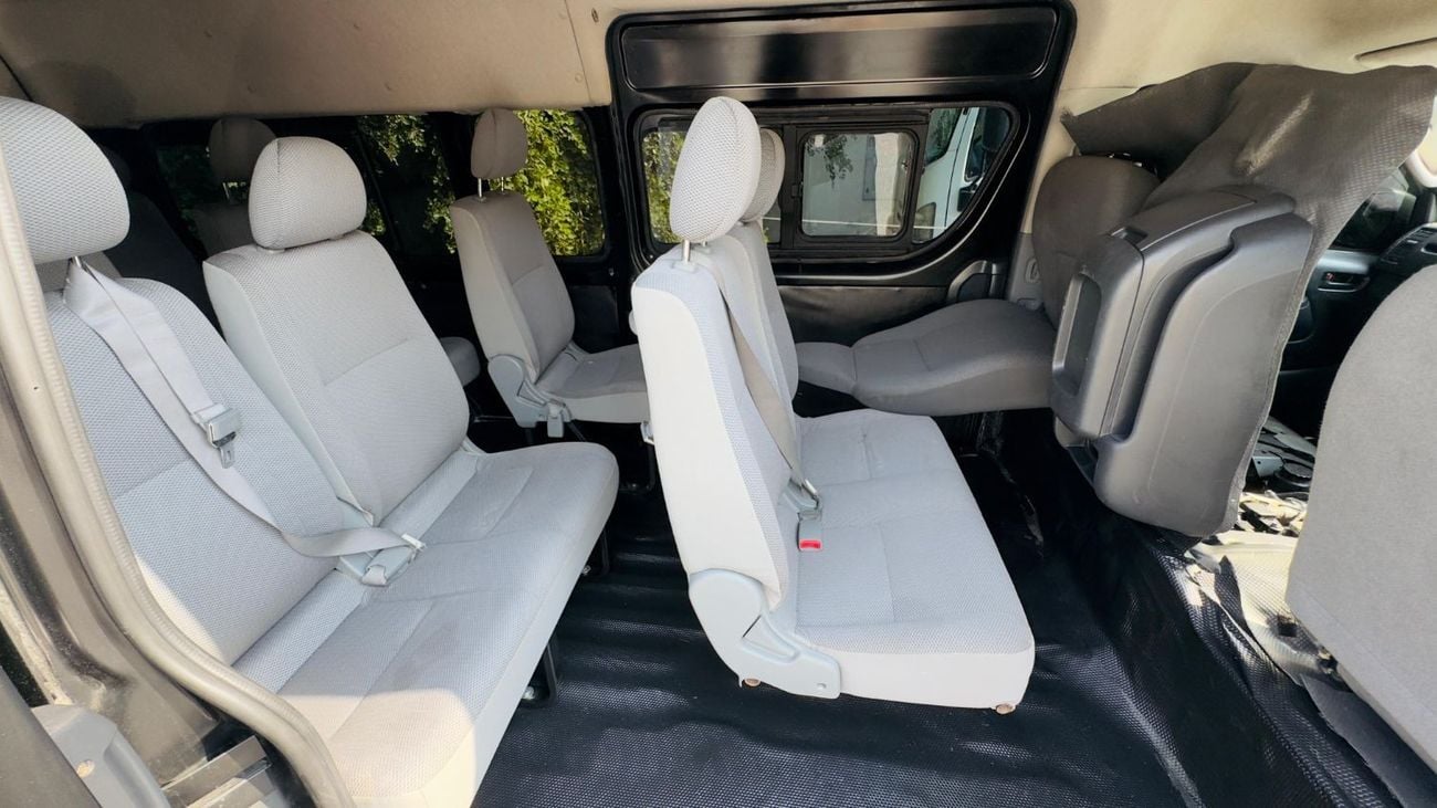 Toyota Hiace PREMIUM CONDITION | 14 SEATERS | RHD | 2018 | (AT) | 3.0L DIESEL ENGINE |  2WD