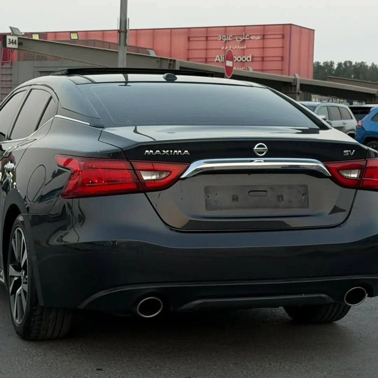 Nissan Maxima SV 3.5L GCC, full panoramic, 2 agency keys.