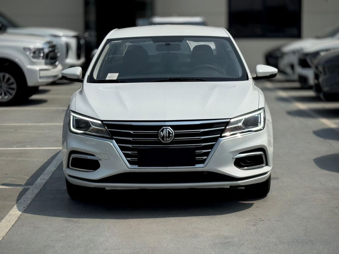 أم جي 5 STD 1.5L Petrol Manual 2025 Export Price @ 26,500 AED