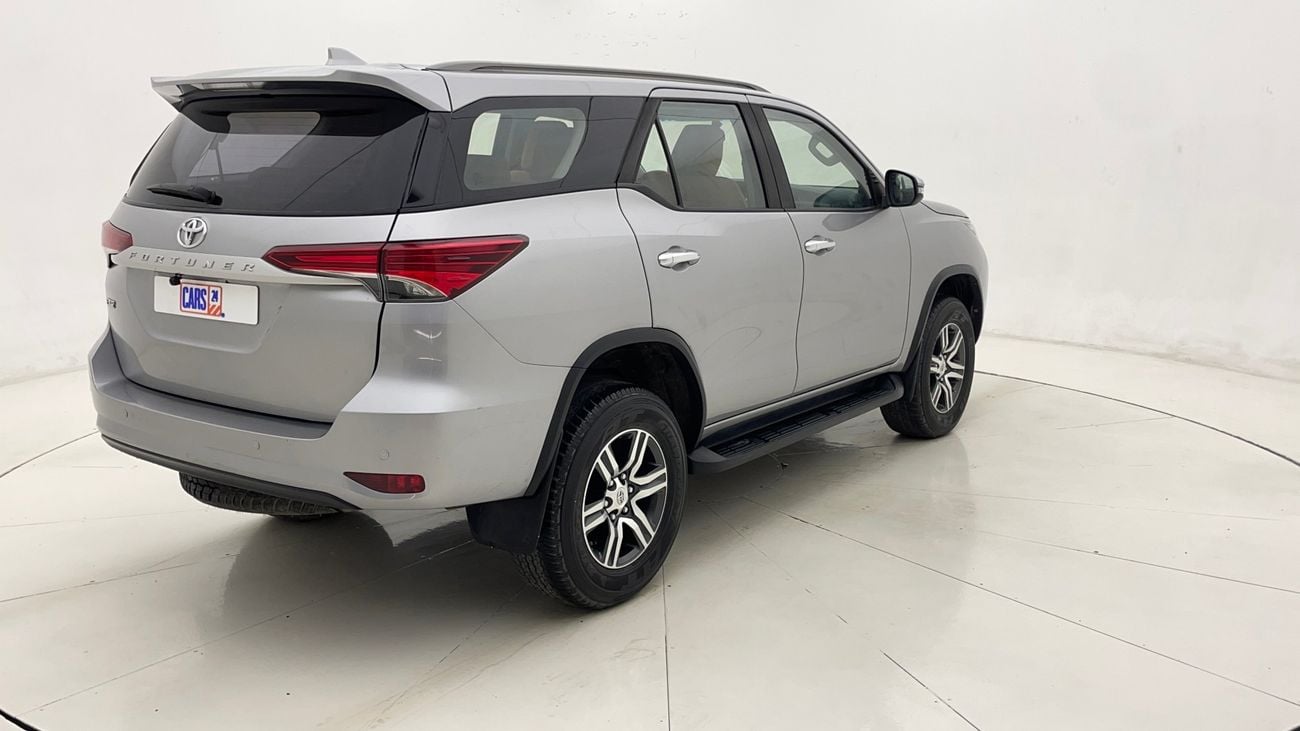 تويوتا فورتونر EXR 2.7 | بدون دفعة مقدمة | اختبار القيادة في المنزل