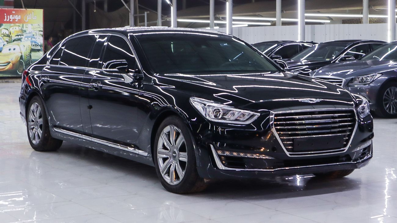Genesis G90