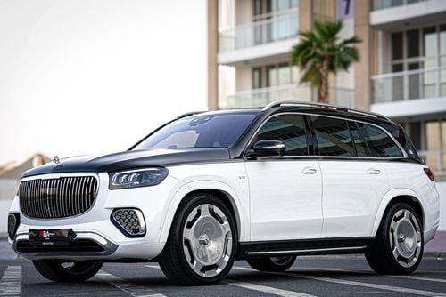 مرسيدس بنز GLS 580 Premium + 4.0L (489 HP)