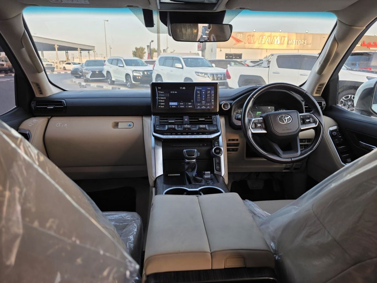 تويوتا لاند كروزر diesel 3.3 liter right hand drive in side beige sunroof leather seats