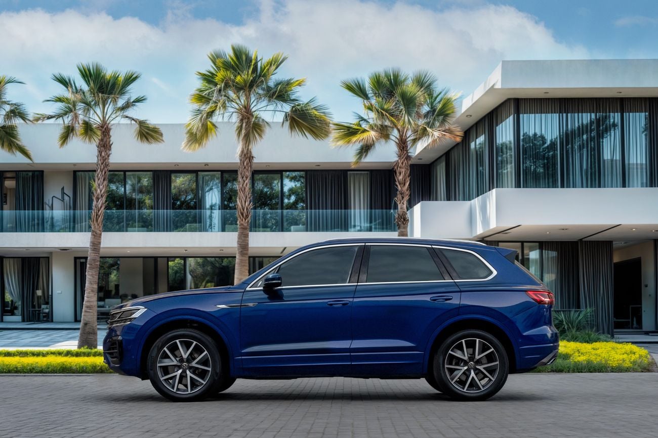 Volkswagen Touareg TOUAREG R-LINE | 3,330 P.M | 0% Downpayment | Volkswagen Warranty!