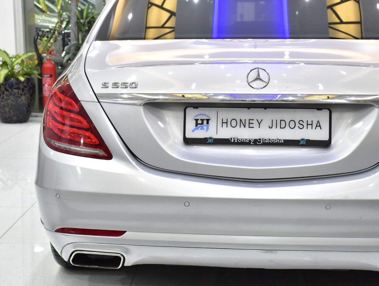 Mercedes-Benz S 550 EXCELLENT DEAL for our Mercedes Benz S550 ( 2016 Model ) in Silver Color American Specs