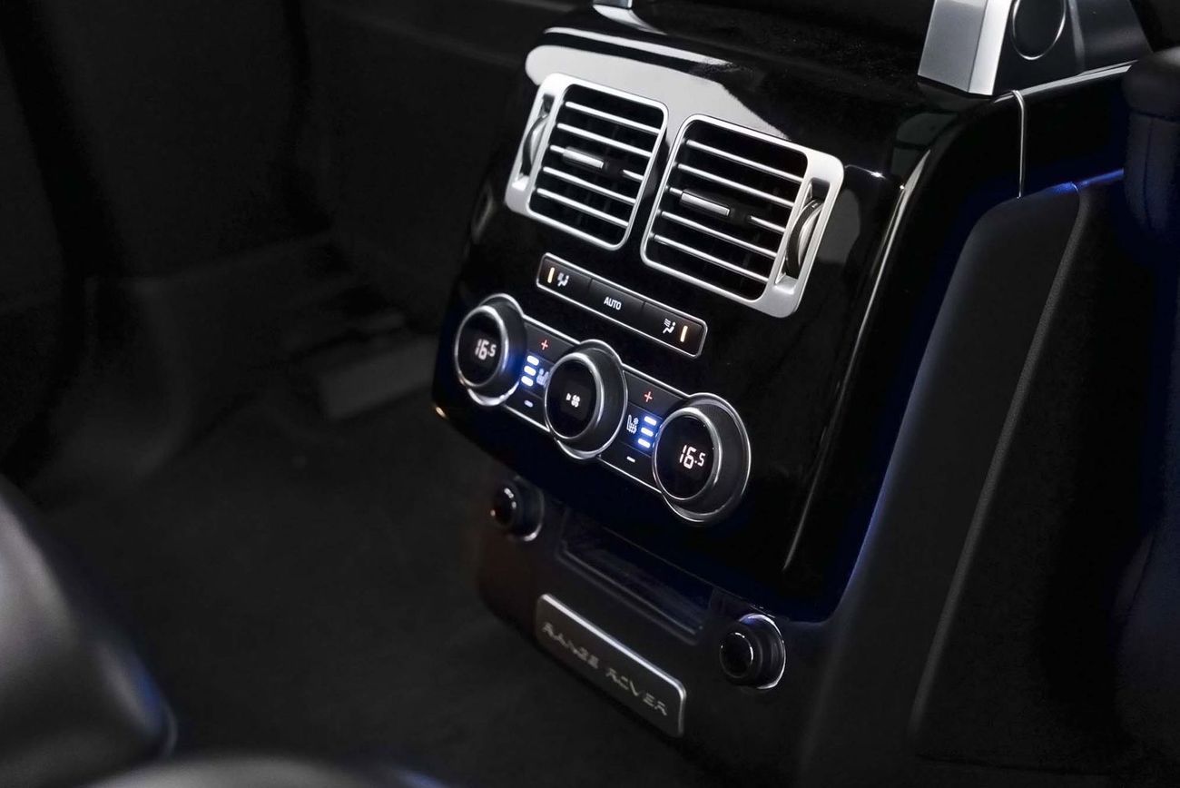 Land Rover Range Rover Vogue SE 5.0L