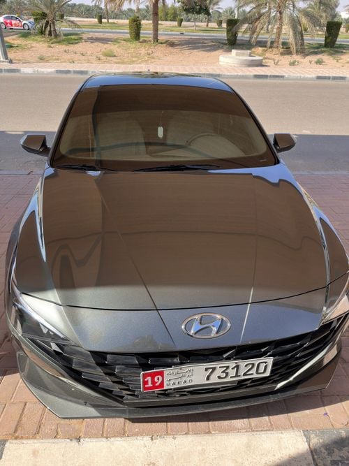 هيونداي إلانترا