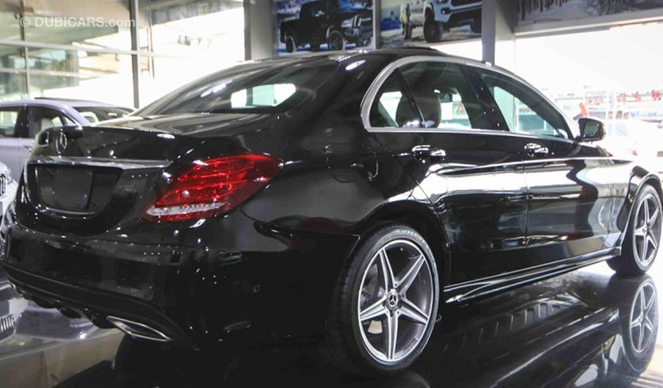 مرسيدس بنز C 250 AMG 2.0L V4 Turbo 211 hp with 2 Yrs Unlimited Mileage Warranty