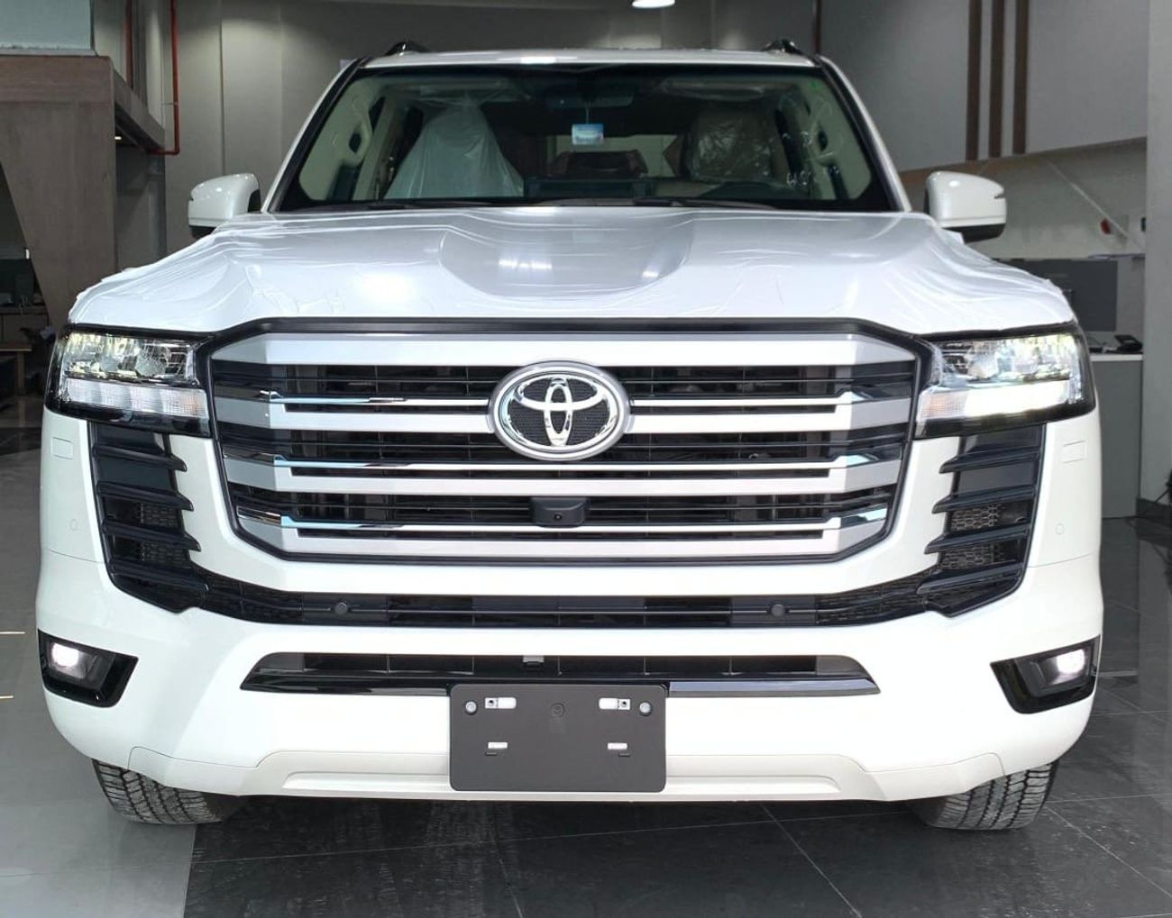 Toyota Land Cruiser GXR 3.5L