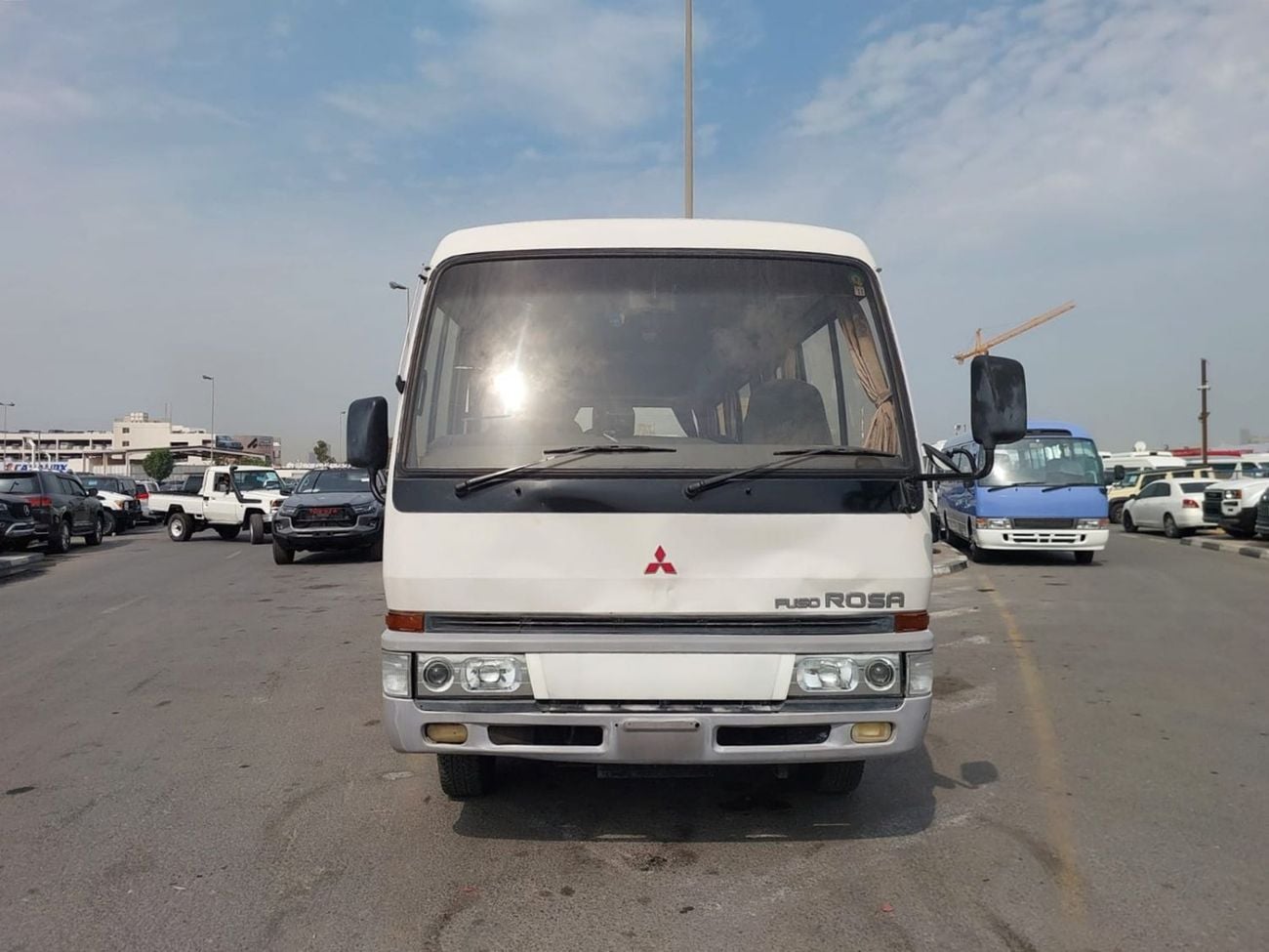 ميتسوبيشي روزا (RAMADAN OFFER) MITSUBISHI ROSA BUS RHD 1996 MODEL 3.9 L DIESEL MANUAL(PM40464)