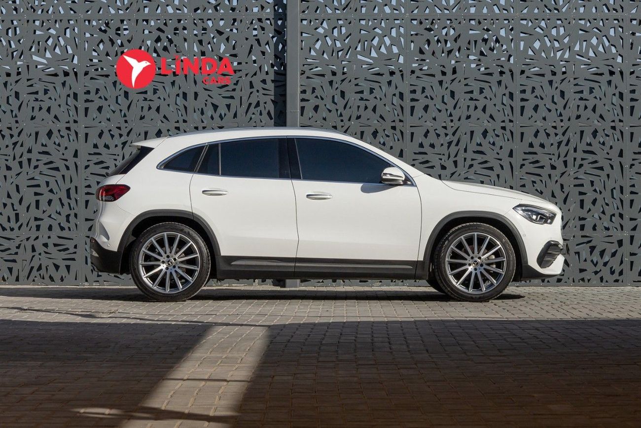 Mercedes Benz GLA 200