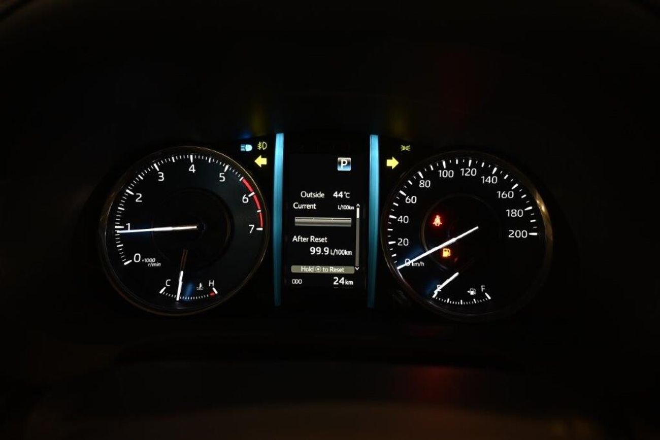 Toyota Fortuner Legender V6 4.0L Petrol 7-Seater Automatic Transmission