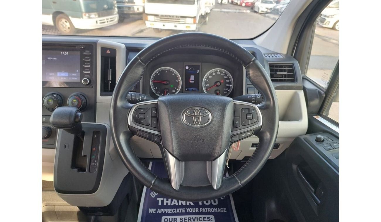 Toyota Hiace TOYOTA HIACE COMMUTER VAN RHD 2019 MODEL 2.8 L DIESEL AUTOMATIC(PM01938)