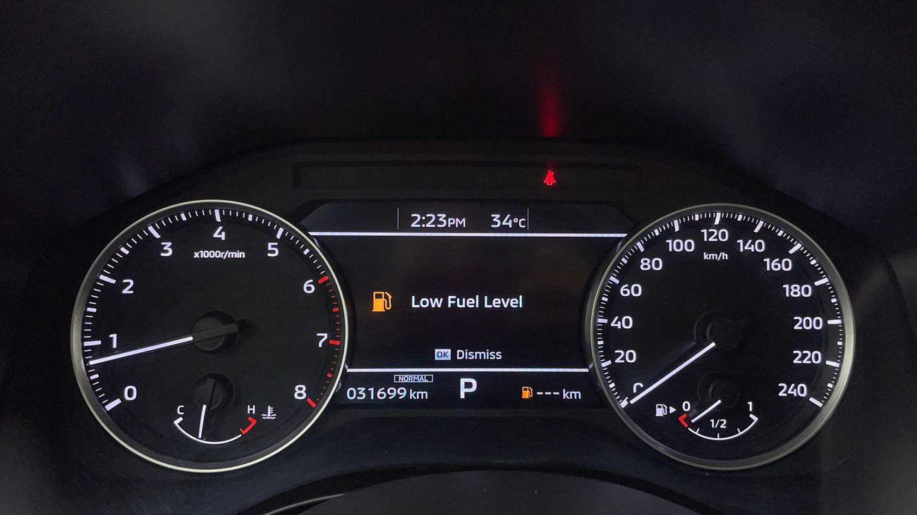 Mitsubishi Outlander ML WITH FABRIC SEAT 2.5 | Zero Down Payment | Home Test Drive