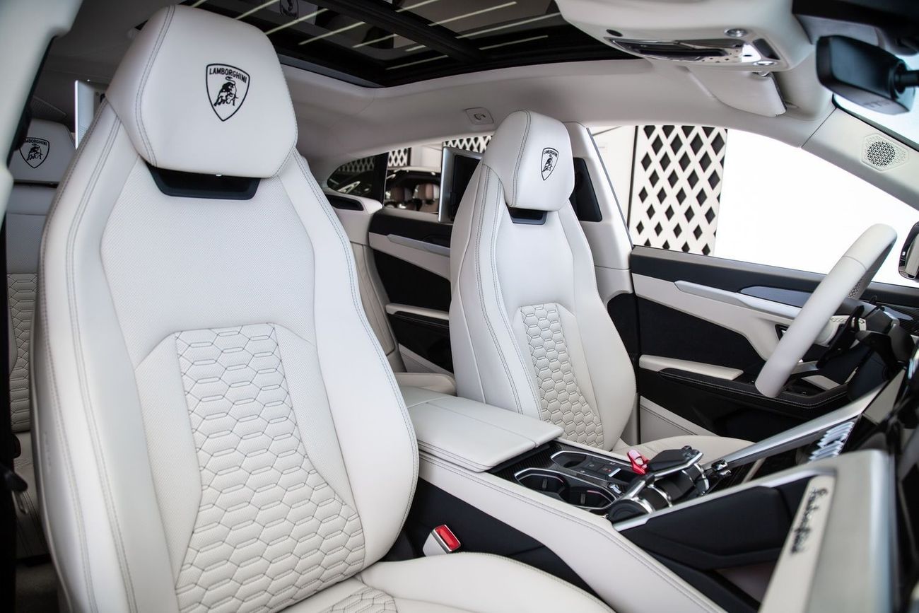 Lamborghini Urus Std