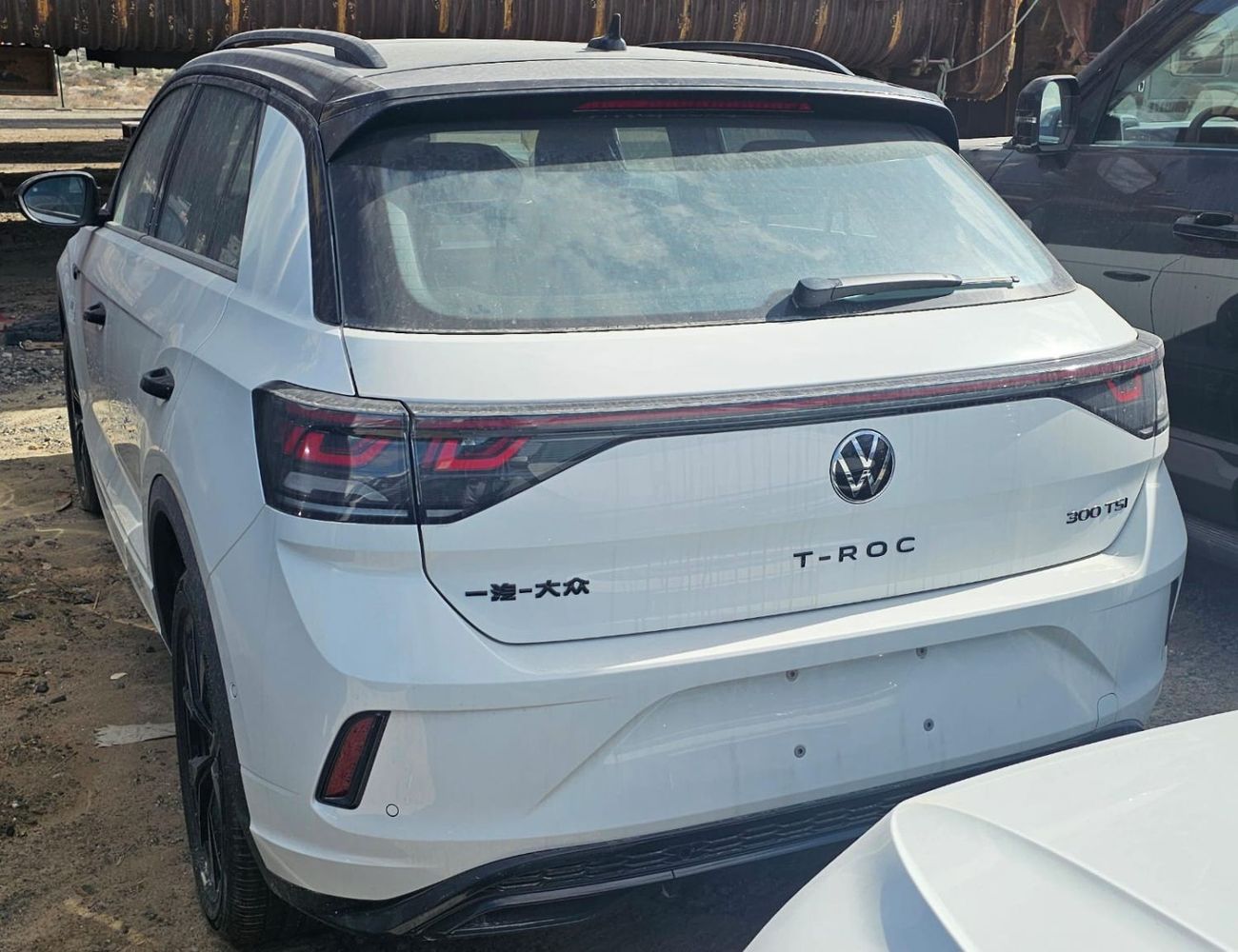 فولكس واجن T ROC 300TSIDSG Starlight Edition