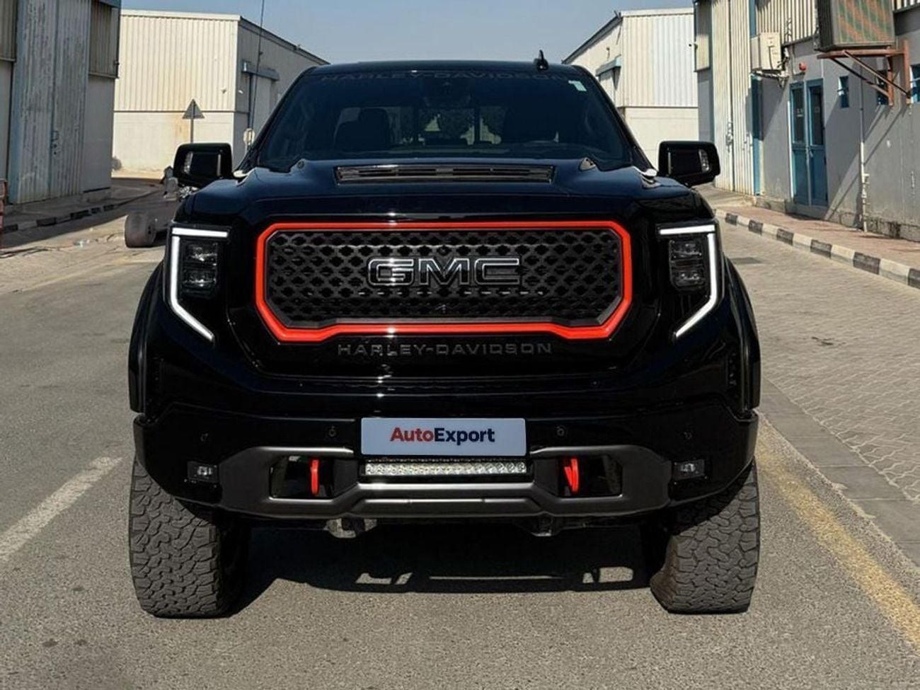 GMC Sierra Sierra 1500 Harley Davidson Edition 6.2L V8 in LEFT HAND DRIVE