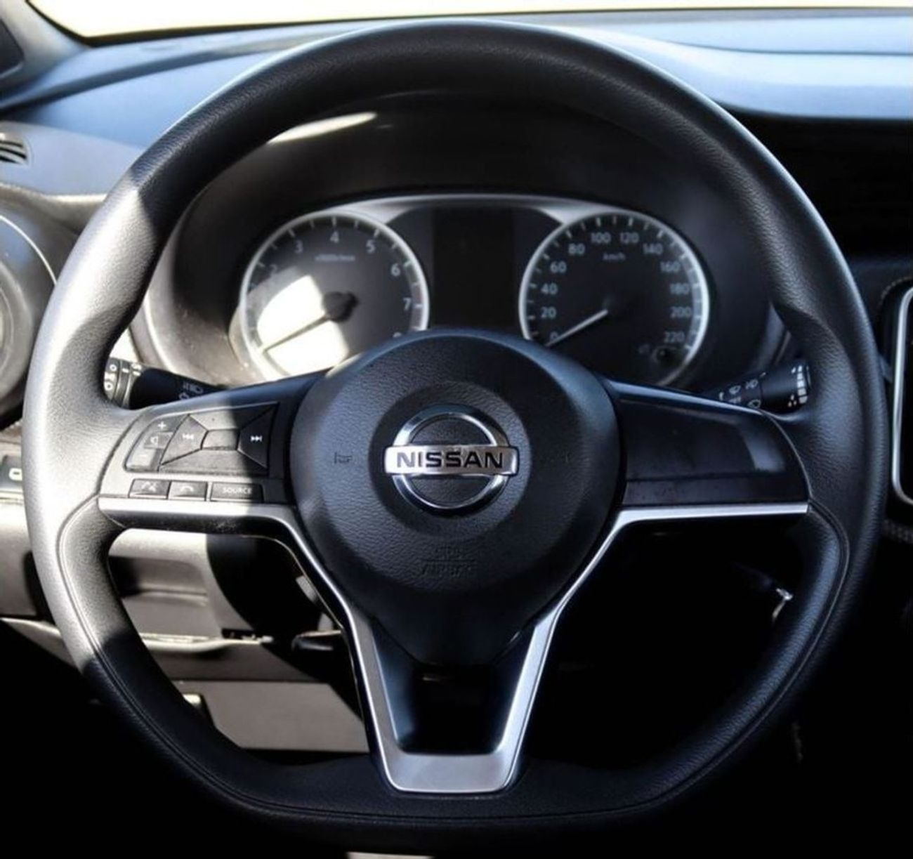 نيسان كيكس Nissan kicks 1.6L 2020 GCC accident-free in excellent condition 812 P.M