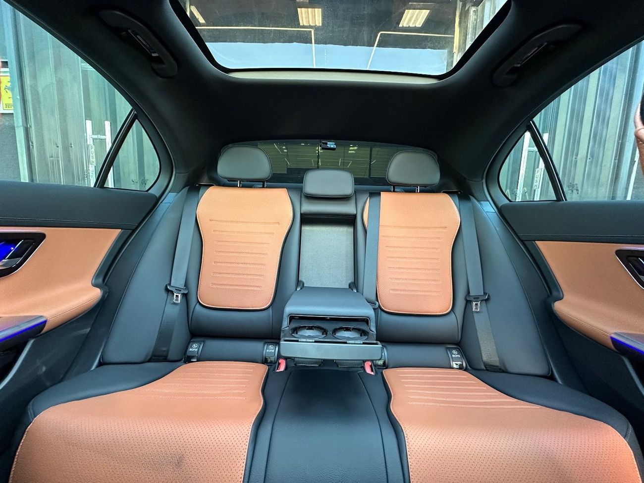 Mercedes-Benz C 200 Premium 2.0L Premium 1.4L MERCEDES-BENZ C200 | BRAND NEW | 2025 | KOREAN SPACE