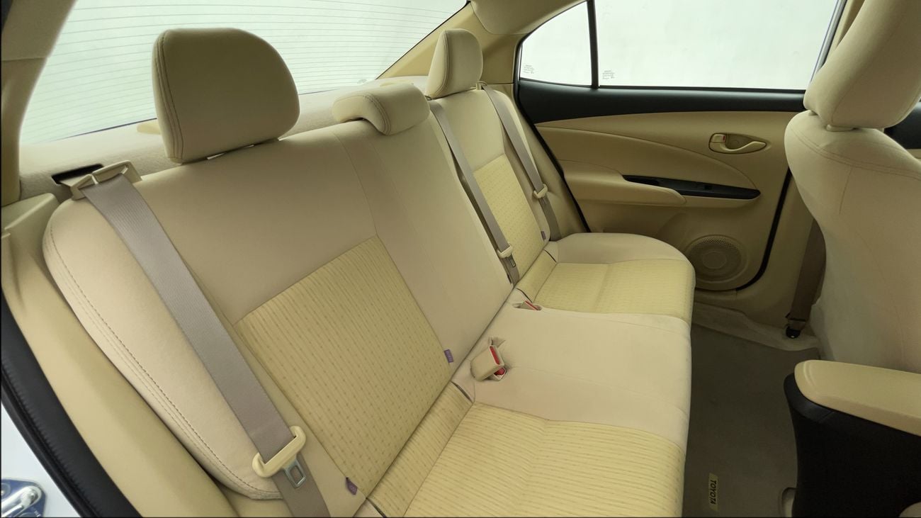 تويوتا يارس SE 1.5 | بدون دفعة مقدمة | اختبار القيادة في المنزل