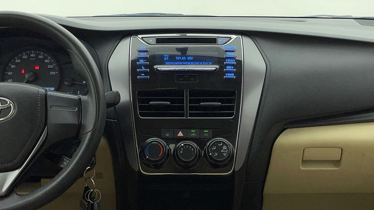 تويوتا يارس SE 1.5 | بدون دفعة مقدمة | اختبار القيادة في المنزل