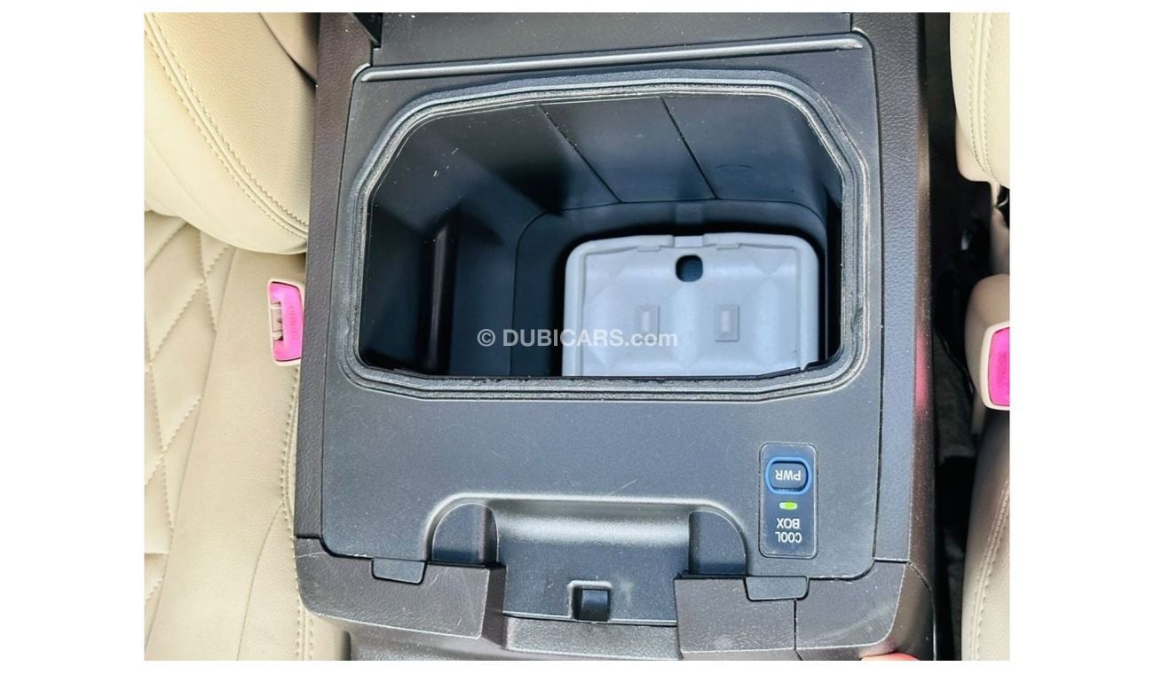 تويوتا لاند كروزر -