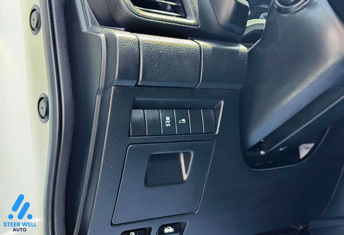 إيسوزو D ماكس RG2 1.9L RWD Manual - Single Cabin - DSL - Good Condition - Book now!