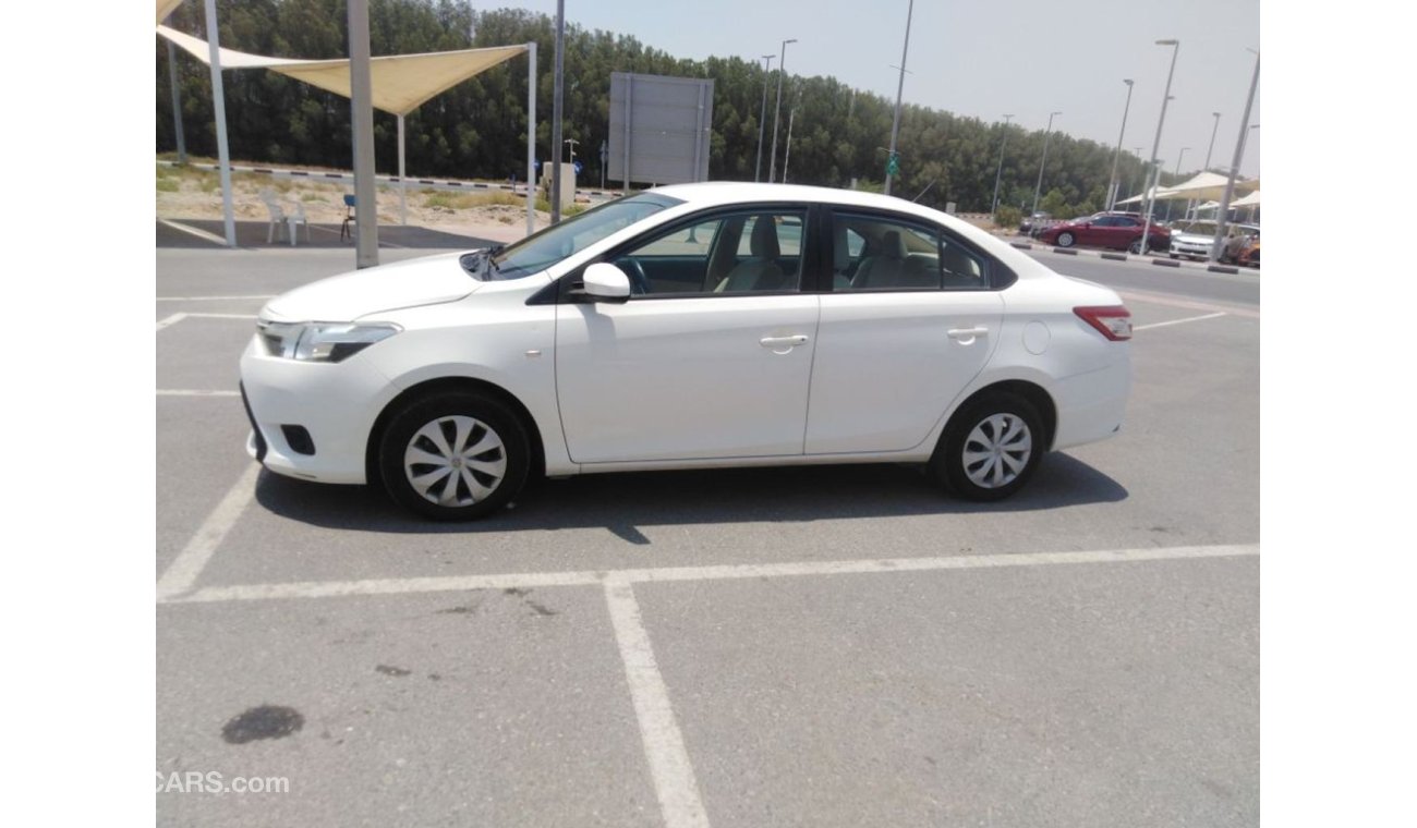 Toyota Yaris Toyota yaris 2017 gcc full Automatic,,,, very good condition,,,, for sale