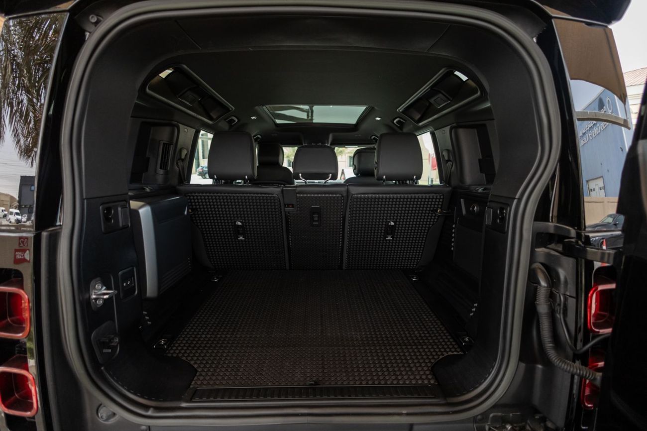 لاند روفر ديفندر P400 110 S 3.0L (5 Seater)