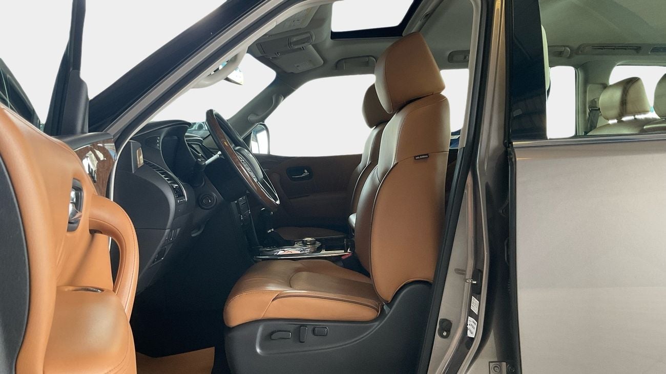 إنفينيتي QX80 Excellence (8 Seater) | شامل الضمان | 0 ﺪﻔﻋﺓ ﺃﻮﻟﻯ