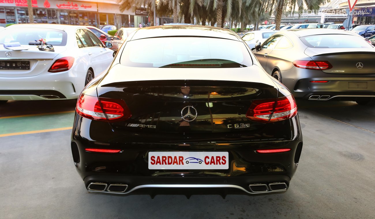 Mercedes-Benz C 63 Coupe s AMG V8 Biturbo