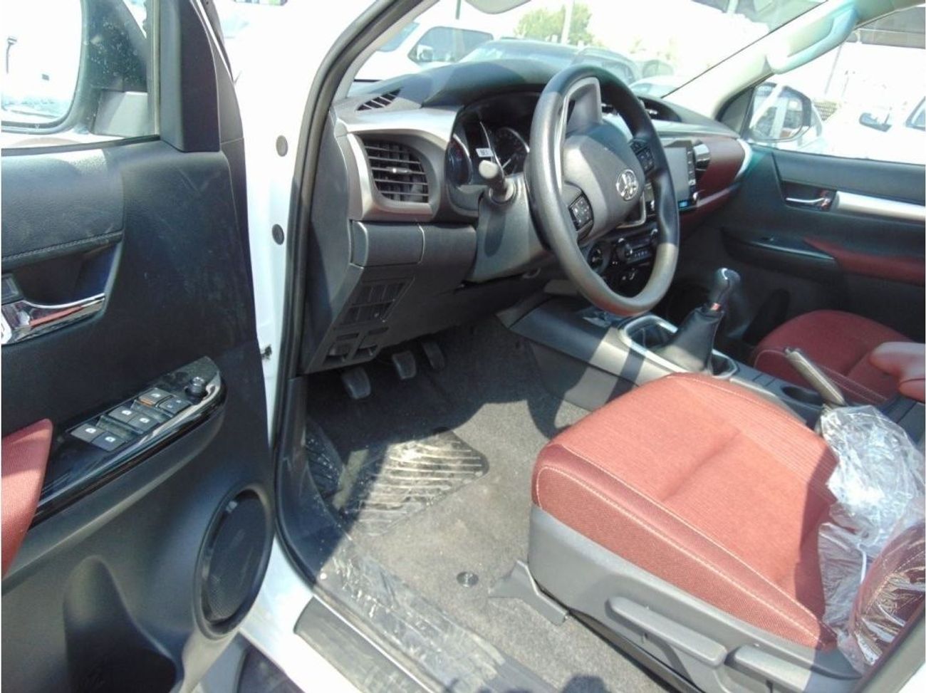 Toyota Hilux HILUX 4X4 2.4L MANOUAL DIESEL 2024