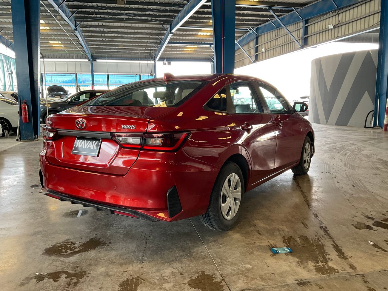 تويوتا يارس E | شامل الضمان | 0 ﺪﻔﻋﺓ ﺃﻮﻟﻯ