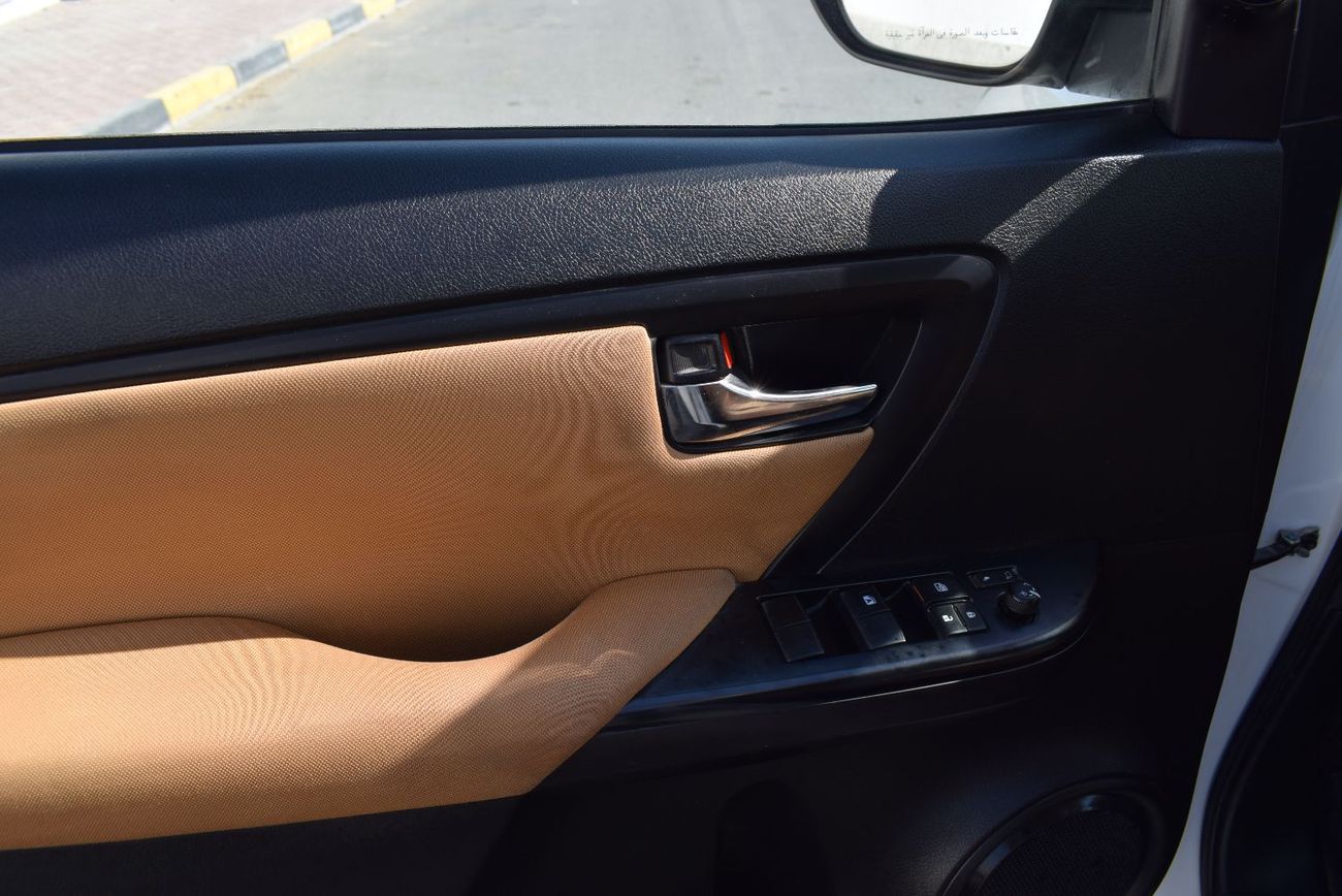 تويوتا فورتونر EXR 2.7L (160 HP)