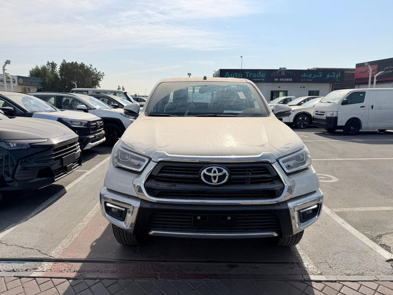 تويوتا هيلوكس GLX 2.7L Double Cab Utility 4WD M/T