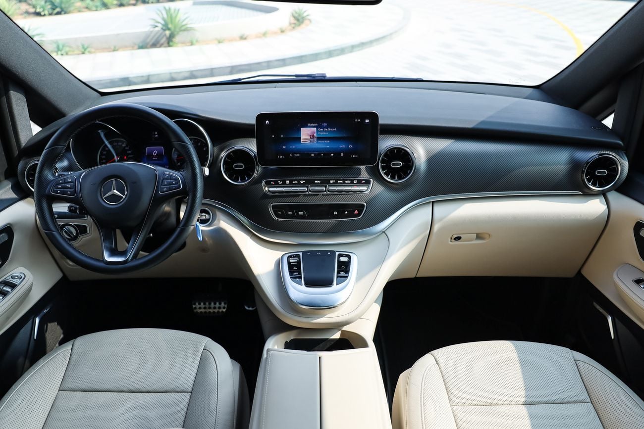 مرسيدس بنز V 250