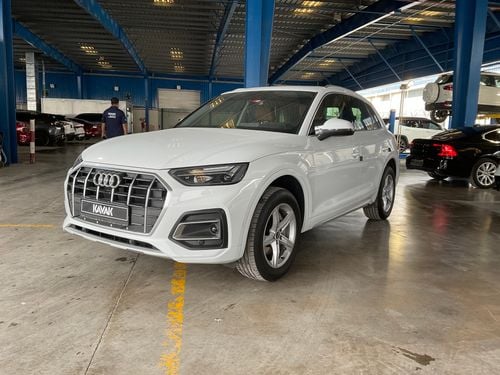 أودي Q5 45 TFSI quattro Design | شامل الضمان | 0 ﺪﻔﻋﺓ ﺃﻮﻟﻯ
